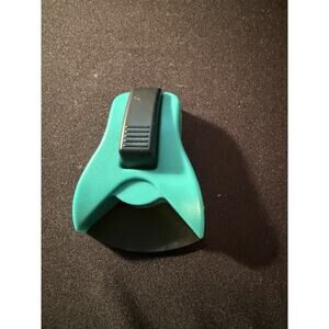 Corner Rounder Paper Punch Marvy Uchida Green Scrapbooking Crafts Cards